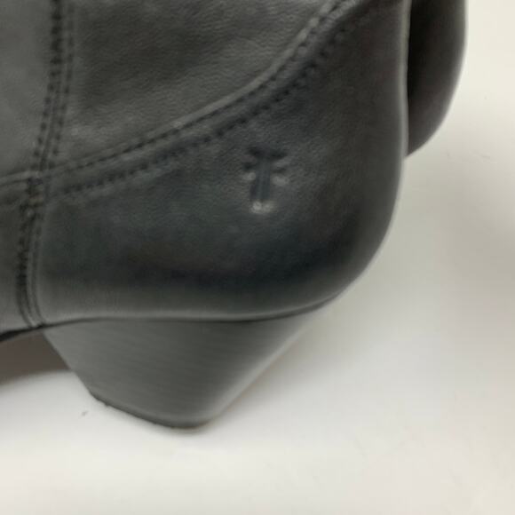 Frye Women's Size 7.5 Reina Western Bootie Black Leather Pointed Toe Heeled Boot - Picture 8 of 10